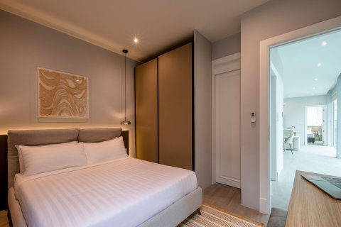 Villa in Phuket, Thailand 3 bedrooms № 160745 - photo 18