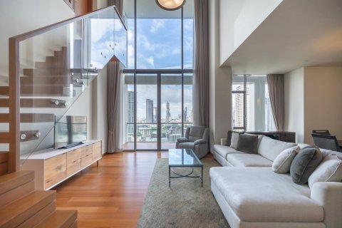 Кондоминиум с 2 спальнями в Бангкоке, Таиланд № 143304 - фото 1