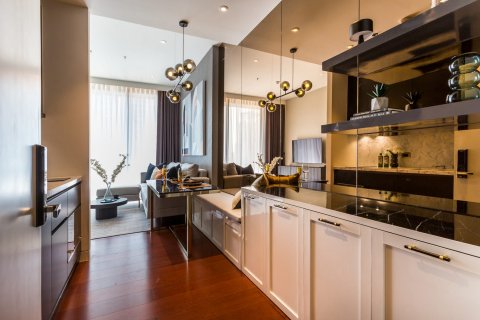 Condo in Bangkok, Thailand, 1 bedroom  № 143306 - photo 1