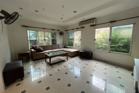 House in Watthana, Bangkok, Thailand 6 bedrooms № 156581 - photo 6