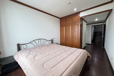 Condo à Chatuchak, Bangkok, Thaïlande, 3 chambres  № 156582 - photo 8