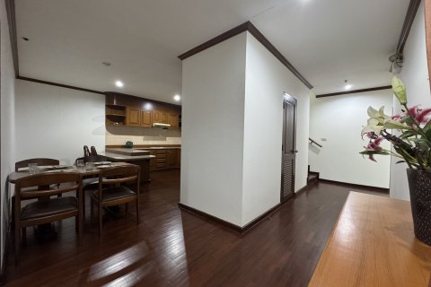 Condo à Chatuchak, Bangkok, Thaïlande, 3 chambres  № 156582 - photo 2