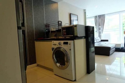 Studio dans le Condo à Pattaya, Thaïlande  № 137929 - photo 6