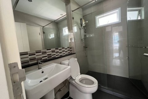 House in Phuket, Thailand 4 bedrooms № 147720 - photo 8