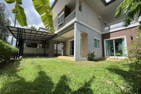 House in Phuket, Thailand 4 bedrooms № 147720 - photo 1