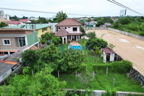 House in Pattaya, Thailand 4 bedrooms № 197100 - photo 3