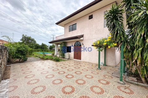 House in Pattaya, Thailand 4 bedrooms № 197100 - photo 30