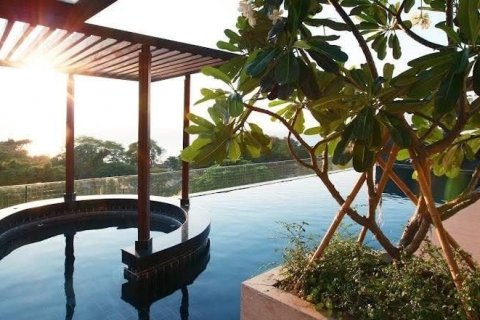 Studio dans le Condo à Pattaya, Thaïlande  № 145318 - photo 1