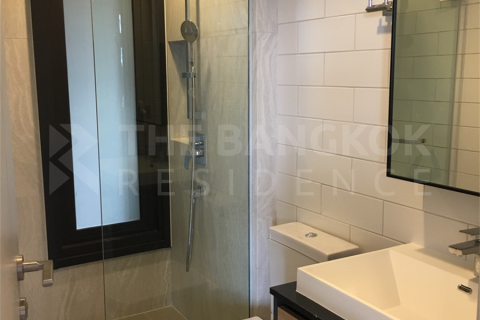 Condo in Bangkok, Thailand, 3 bedrooms  № 185199 - photo 2
