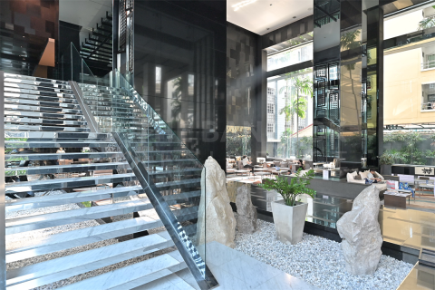 Condo in Bangkok, Thailand, 3 bedrooms № 185195 - photo 4