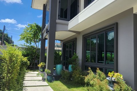 House in Phuket, Thailand 3 bedrooms № 156463 - photo 2