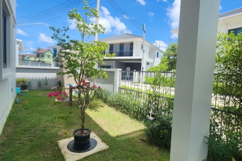 House in Phuket, Thailand 3 bedrooms № 156463 - photo 4