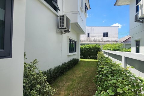 House in Phuket, Thailand 3 bedrooms № 156463 - photo 3