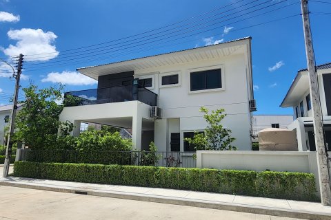 House in Phuket, Thailand 3 bedrooms № 156463 - photo 5