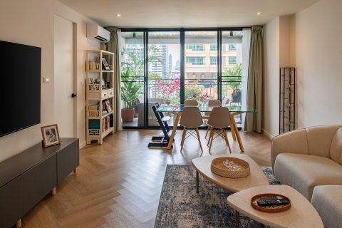 Condo in Watthana, Bangkok, Thailand, 2 bedrooms № 156465 - photo 6