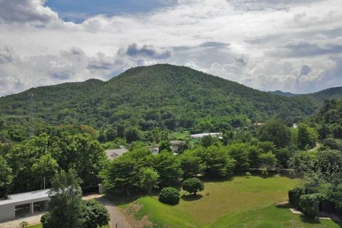 Terrain à Hang Dong, Thaïlande 2820 m2 № 156461