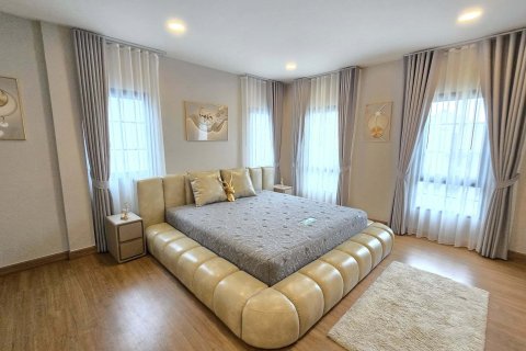 Дом в Банг Каео, Таиланд с 4 спальнями  № 167304 - фото 11