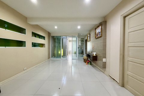 Office in Bang Bua Thong, Thailand № 167310 - photo 13