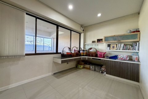 Office in Bang Bua Thong, Thailand № 167310 - photo 10