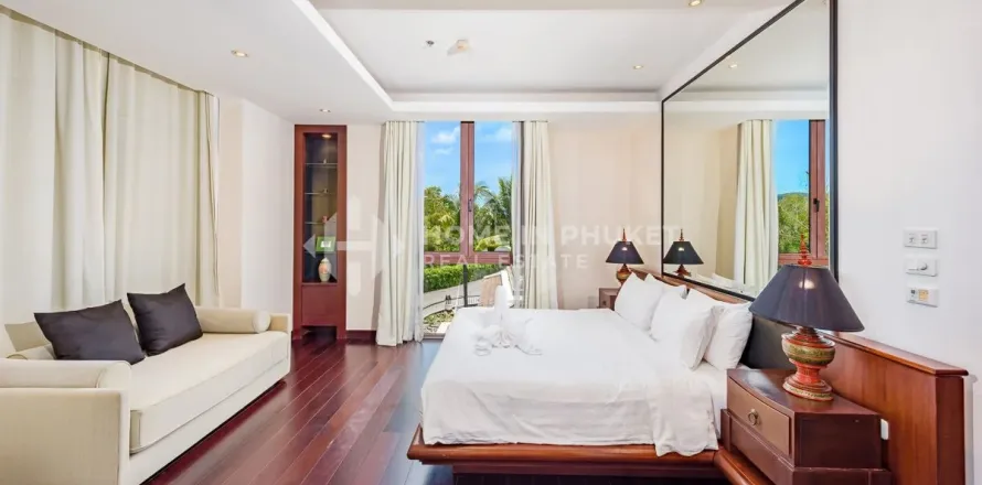 Condo in Phuket, Thailand, 2 bedrooms  № 153920