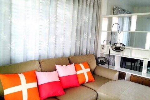 House in Pattaya, Thailand 3 bedrooms № 157679 - photo 3