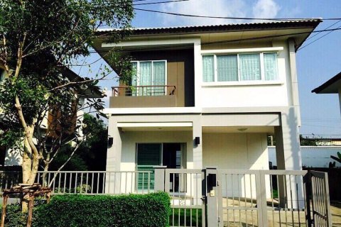 House in Pattaya, Thailand 3 bedrooms № 157679