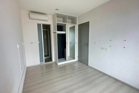 Condo in Bangkok, Thailand, 2 bedrooms  № 157673 - photo 7