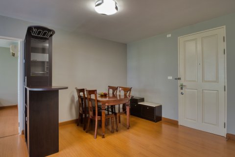 Studio in the Condo in Yan Nawa, Bangkok, Thailand  № 138670 - photo 10