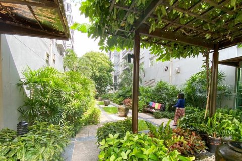 Studio in the Condo in Yan Nawa, Bangkok, Thailand  № 138670 - photo 19