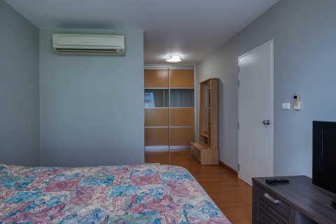 Studio in the Condo in Yan Nawa, Bangkok, Thailand  № 138670 - photo 13