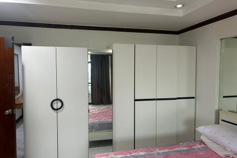 Condo à Watthana, Bangkok, Thaïlande, 2 chambres № 138669 - photo 17