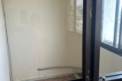 Condo à Watthana, Bangkok, Thaïlande, 2 chambres № 138669 - photo 19