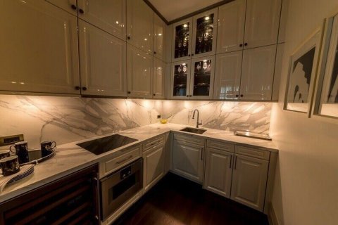 Кондоминиум с 2 спальнями в Патхум Ване, Бангкок, Таиланд № 138674 - фото 6