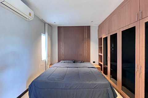 Villa in Pattaya, Thailand 5 Schlafzimmer № 222786 - Foto 13