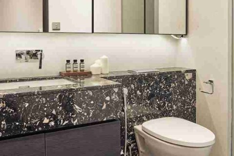 Condo in Bangkok, Thailand, 2 bedrooms № 183444 - photo 9