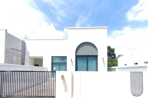 Таунхаус в Паклоке, Таиланд с 2 спальнями № 154450 - фото 1