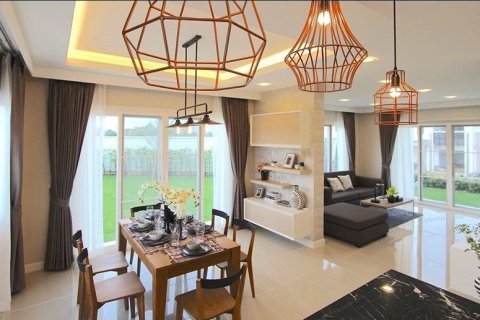 Maison à San Sai, Thaïlande 4 chambres № 154445 - photo 4