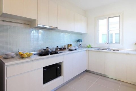 Maison à San Sai, Thaïlande 4 chambres № 154445 - photo 7