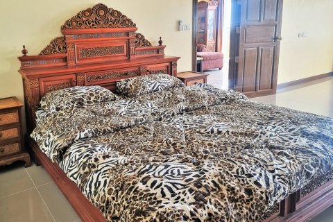 Кондоминиум с 3 спальнями в Банг Ламунге, Таиланд № 152441 - фото 17