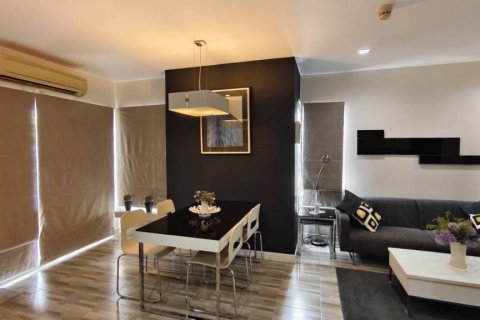 Condo in Bangkok, Thailand, 2 bedrooms  № 144650 - photo 3