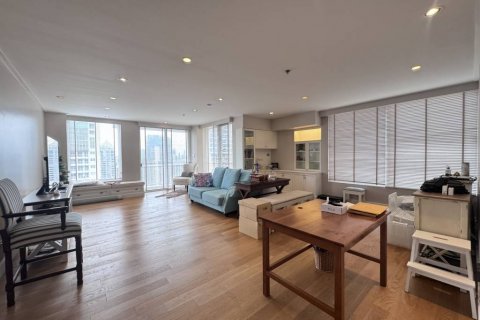 Кондоминиум с 3 спальнями в Бангкоке, Таиланд № 144651 - фото 1