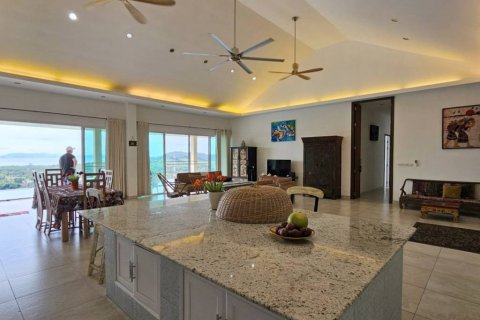 Вилла в Паклоке, Таиланд с 6 спальнями  № 144653 - фото 9