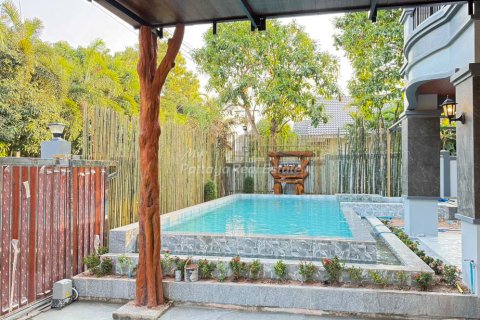 Дом в Банг Ламунге, Таиланд с 6 спальнями  № 171307 - фото 2