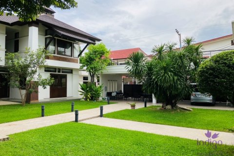 House in Chiang Mai, Thailand 6 bedrooms № 171308
