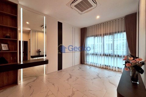 บ้านในพัทยา, ประเทศไทย 4 ห้องนอน № 196079 - รูปถ่าย 18