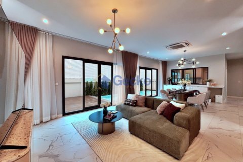 บ้านในพัทยา, ประเทศไทย 4 ห้องนอน № 196079 - รูปถ่าย 4