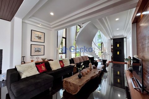 บ้านในพัทยา, ประเทศไทย 5 ห้องนอน № 196083 - รูปถ่าย 12