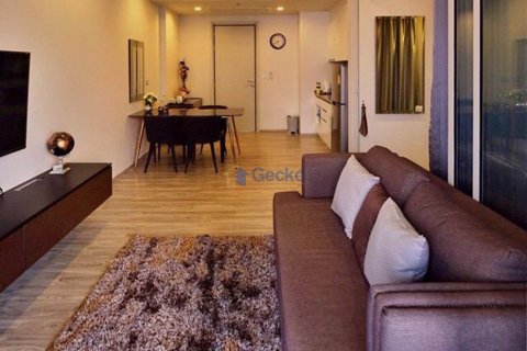 Condo in Pattaya, Thailand, 1 bedroom № 196081 - photo 2