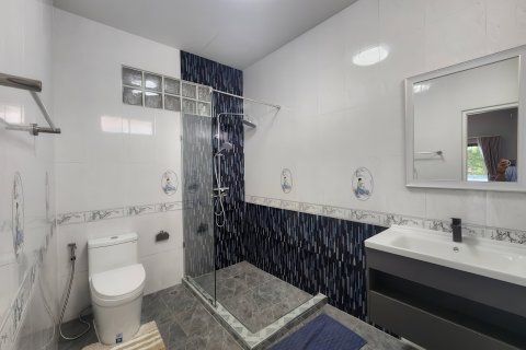 Вилла в Паттайе, Таиланд с 4 комнатами  № 159914 - фото 12