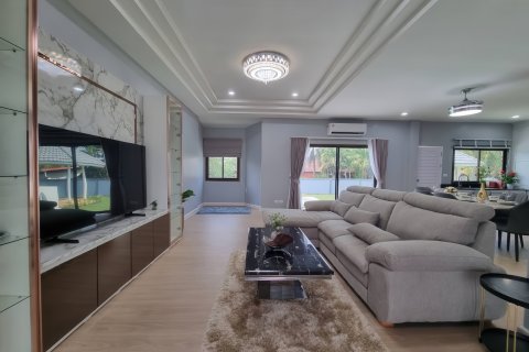 Вилла в Паттайе, Таиланд с 4 комнатами  № 159914 - фото 5